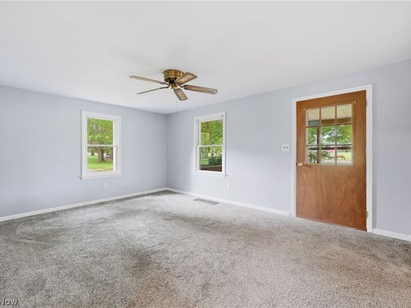 698 Braceville Robinson Road NW, Newton Falls, OH 44444 Photo 18