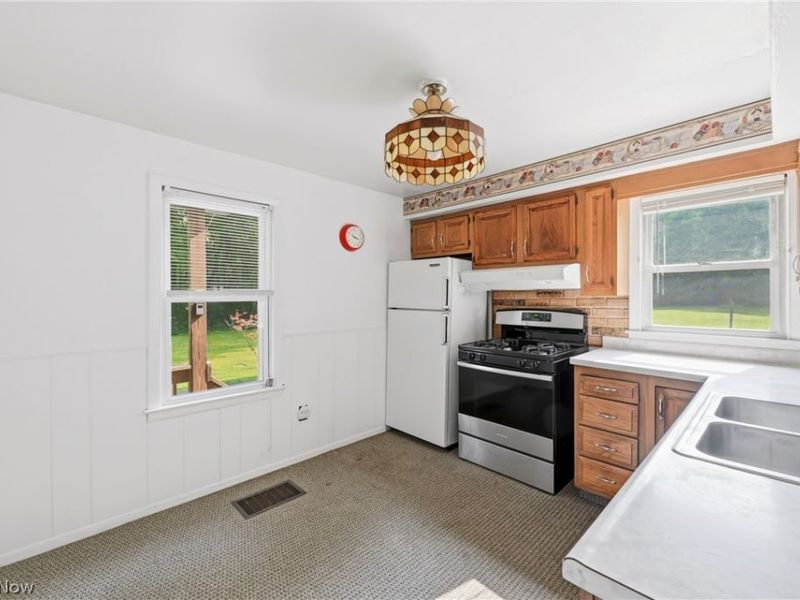 698 Braceville Robinson Road NW, Newton Falls, OH 44444 Photo 32