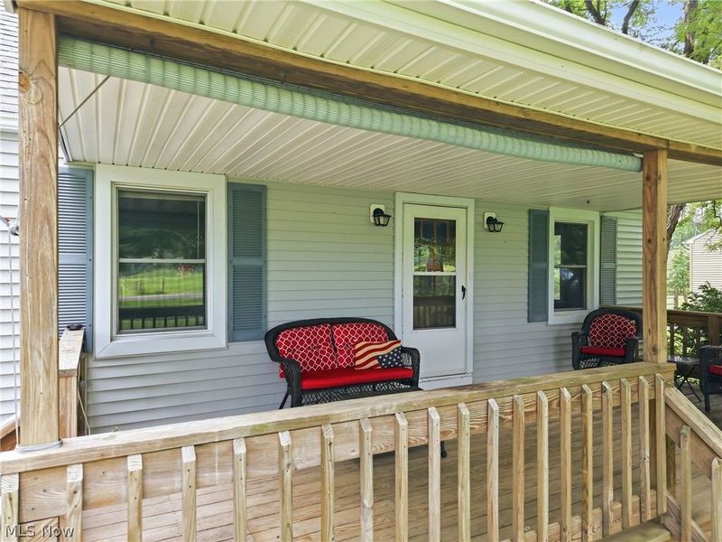 698 Braceville Robinson Road NW, Newton Falls, OH 44444 Photo 4