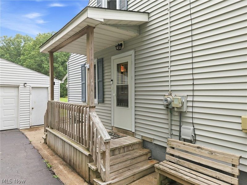 698 Braceville Robinson Road NW, Newton Falls, OH 44444 Photo 5