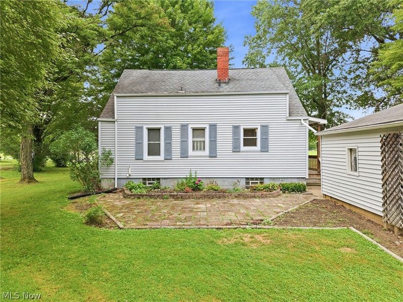 698 Braceville Robinson Road NW, Newton Falls, OH 44444 Photo 6