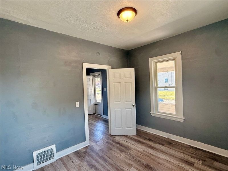 124 W 32nd Street, Lorain, OH 44055 Photo 4