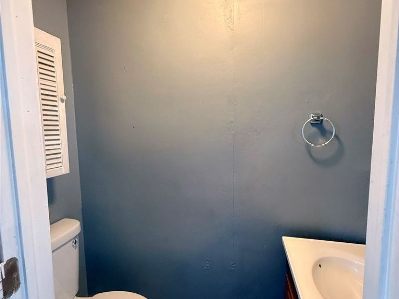 124 W 32nd Street, Lorain, OH 44055 Photo 8