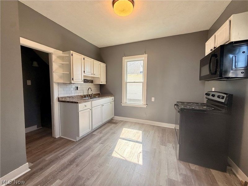 124 W 32nd Street, Lorain, OH 44055 Photo 9