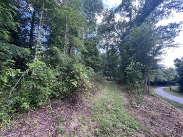 99999 Sharps Woods Road, Pineville, KY 40977