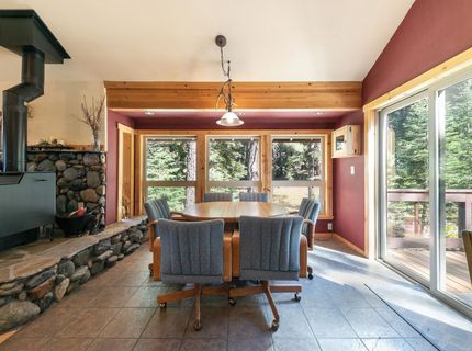 10184 Somerset Drive, Truckee, CA 96161 Photo