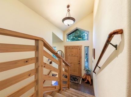 10184 Somerset Drive, Truckee, CA 96161 Photo