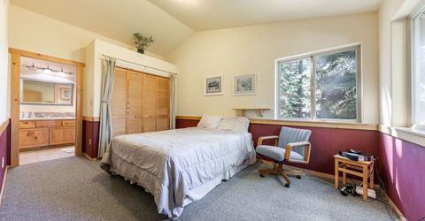 10184 Somerset Drive, Truckee, CA 96161 Photo
