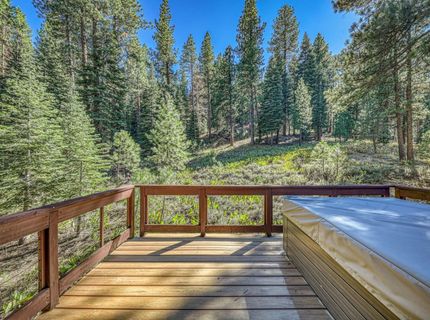 10184 Somerset Drive, Truckee, CA 96161 Photo
