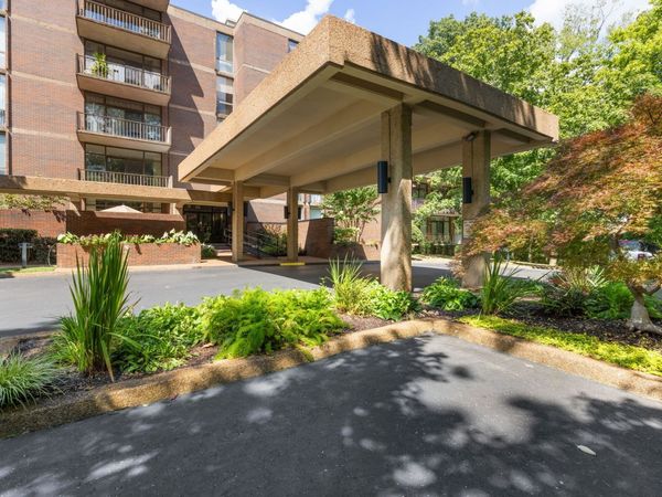 135 Harpeth Trace Smt , Nashville, TN 37221