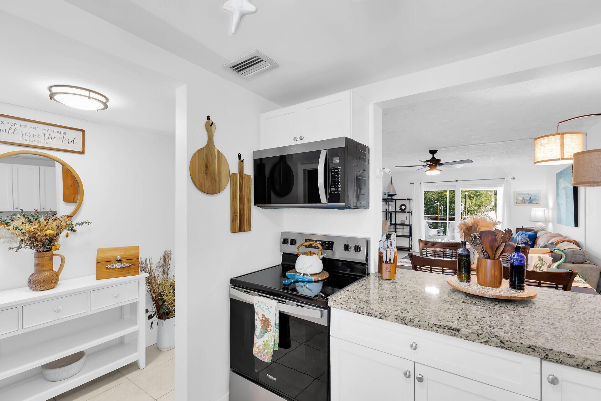 9 Sombrero Boulevard, Unit 108, Marathon, FL 33050 Photo