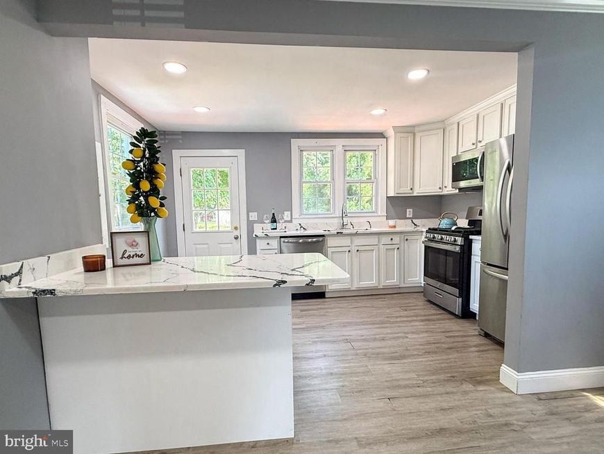 7875 Oakdale Avenue, Rosedale, MD 21237 Main Photo