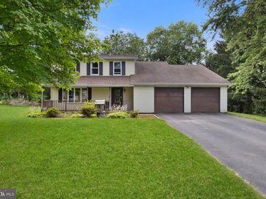 656 JULI DRIVE, NEW FREEDOM, PA 17349