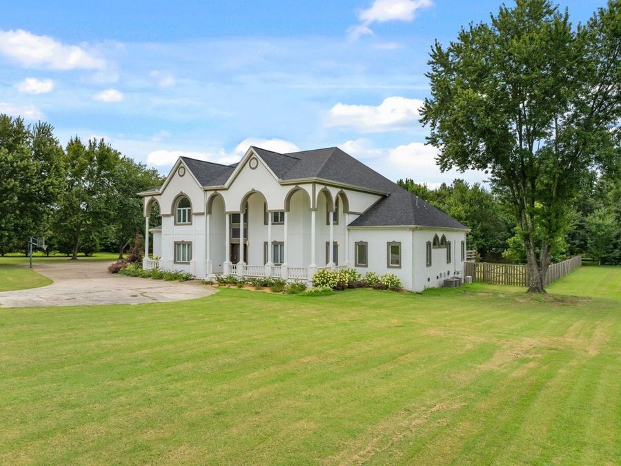 Property Image 4