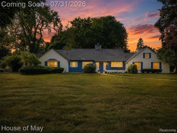 4120 Orchard Way, Bloomfield Hills, MI 48301