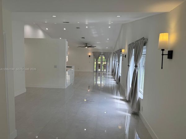 1133 Alexander Bnd, Weston, FL 33327