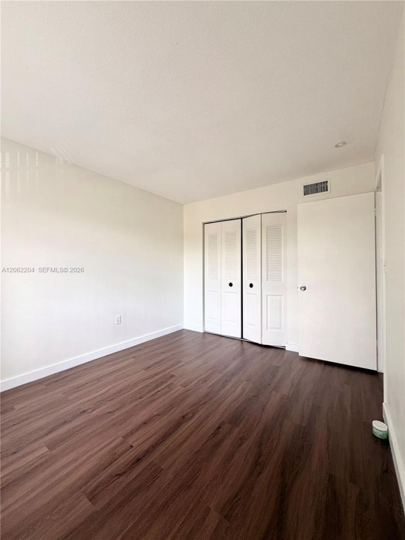 10431 N Kendall Dr, Unit D314, Miami, FL 33176 Photo