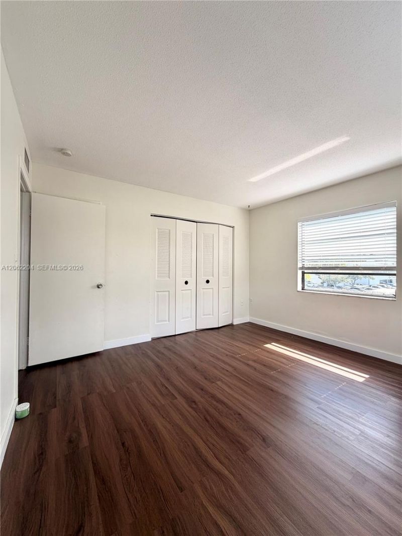 10431 N Kendall Dr, Unit D314, Miami, FL 33176 Photo