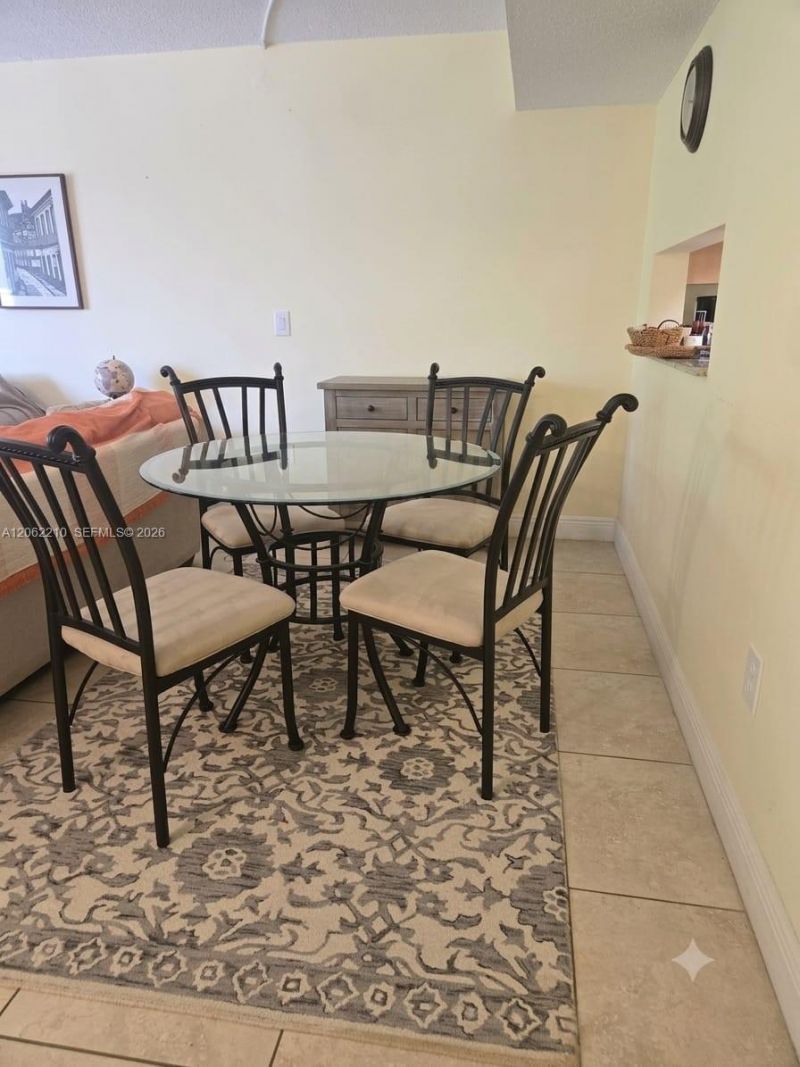8065 SW 107th Ave , Unit 301, Miami, FL 33173 Photo