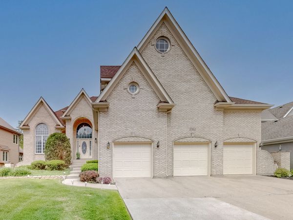 2361 Legacy Drive, Aurora, IL 60502