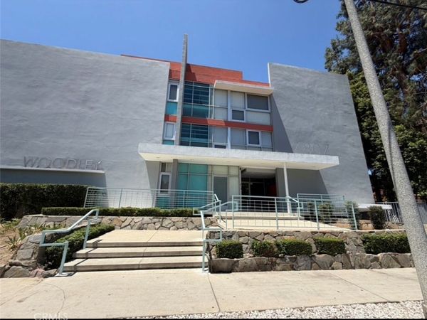 4807 Woodley Ave, Encino, CA 91436