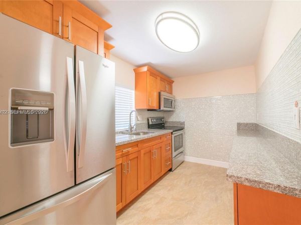 4350 SW 1st St , Unit Rear, Coral Gables, FL 33134