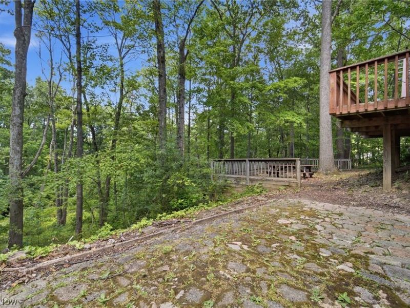 6963 Crestview Drive, Brecksville, OH 44141 Photo 39
