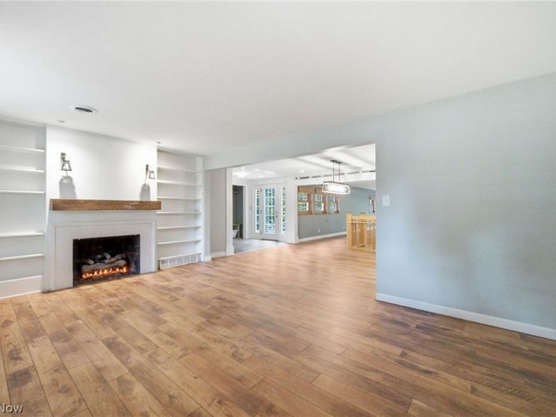 6963 Crestview Drive, Brecksville, OH 44141 Photo 7