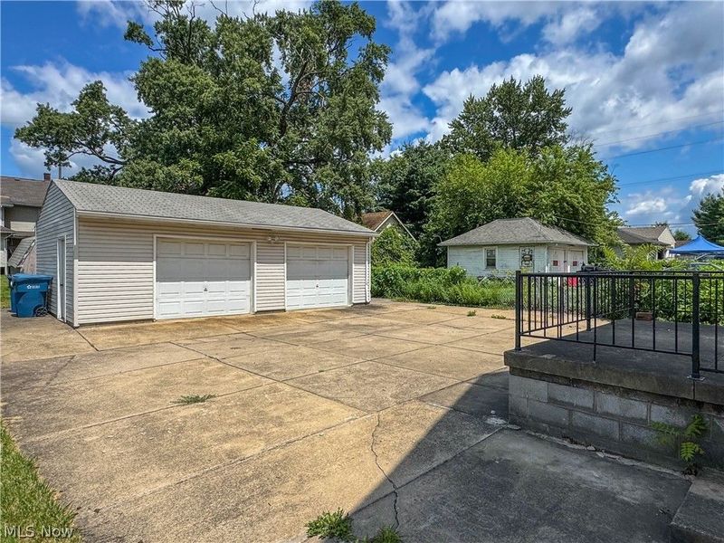 70 Morris Avenue, Girard, OH 44420 Photo 4