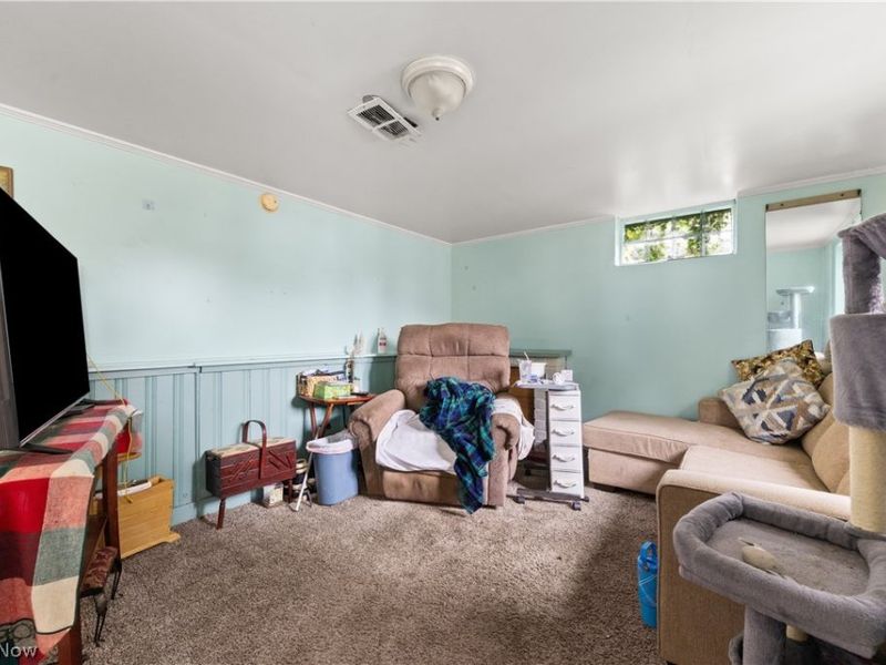 121 E Ralston Avenue, Akron, OH 44301 Photo 17