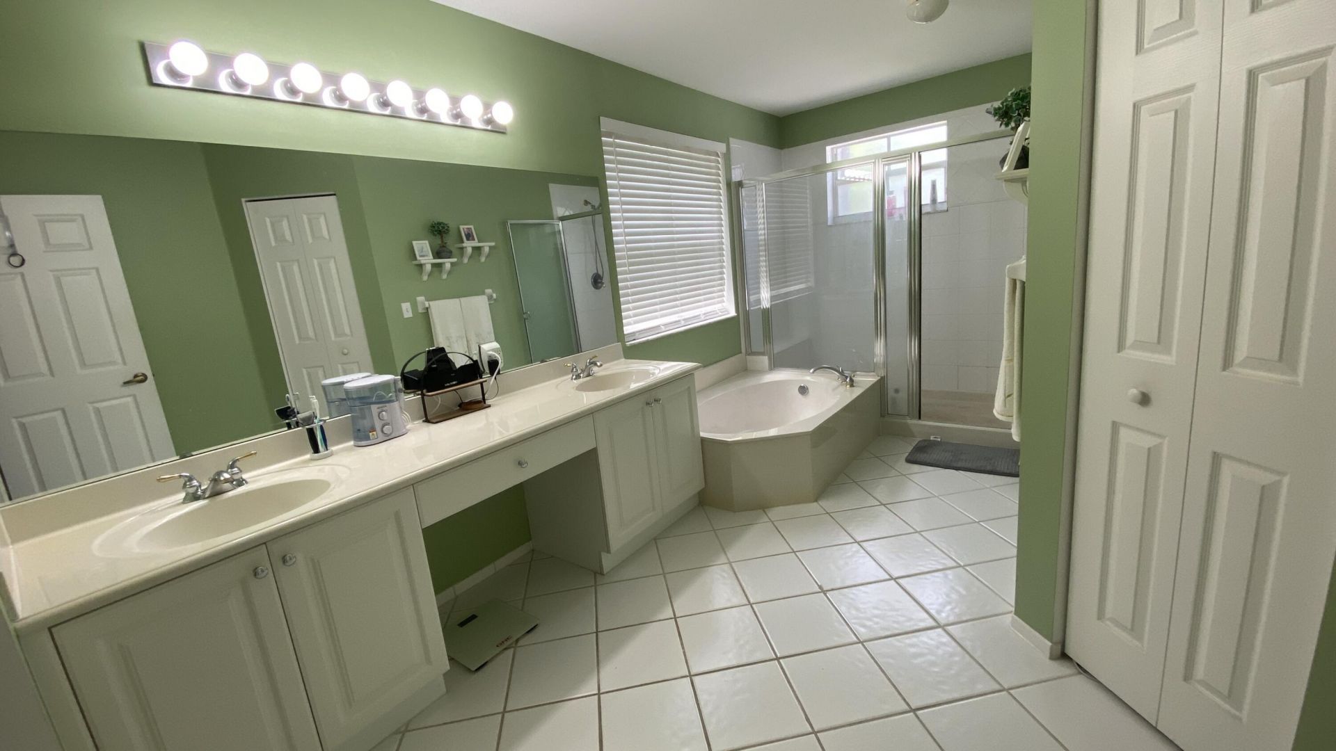 7650 Oak Grove Circle, Lake Worth, FL 33467 Photo
