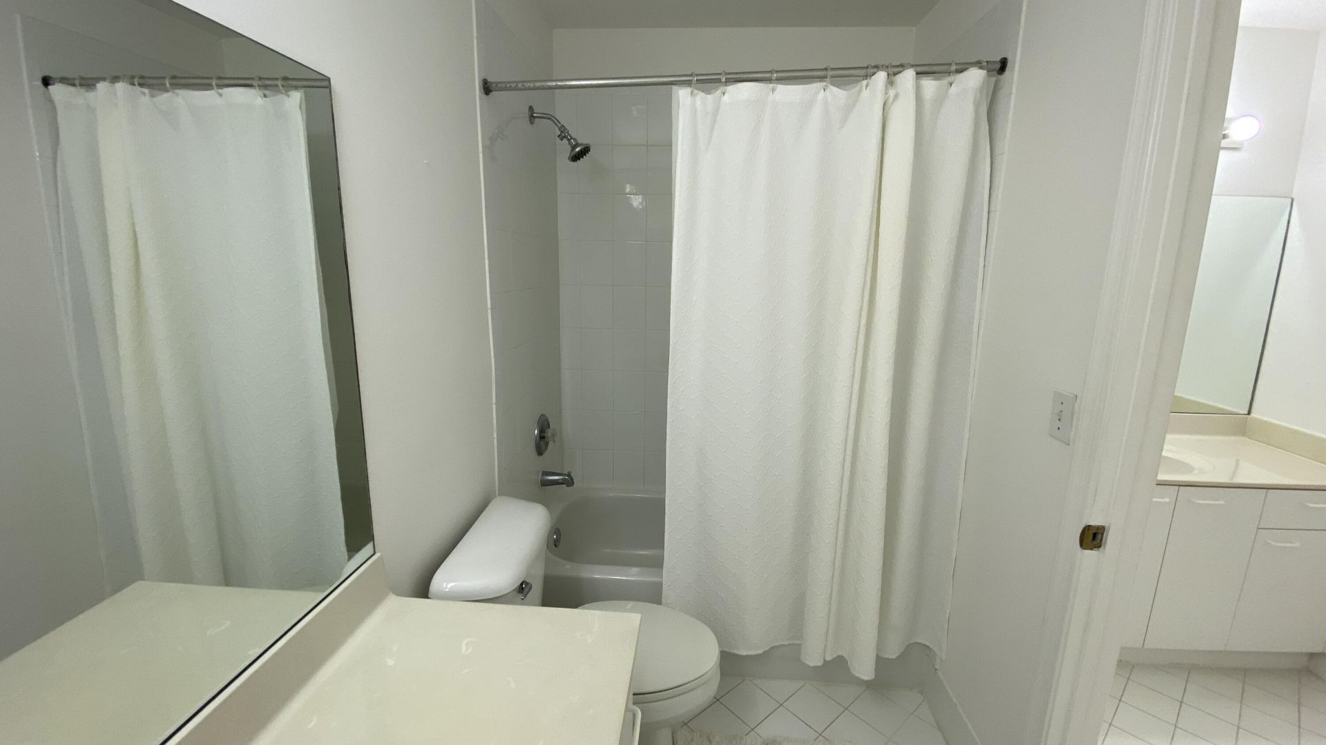 7650 Oak Grove Circle, Lake Worth, FL 33467 Photo
