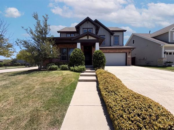 1901 Crested Ridge Road , Fort Worth, TX 76008