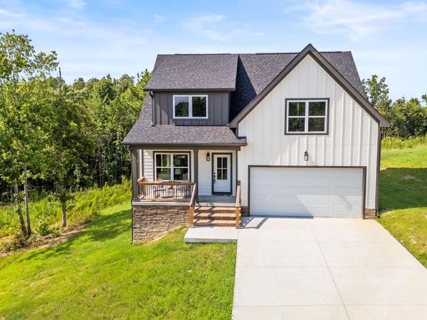 270 Cascade Drive, Rossville, GA 30741