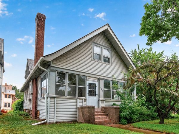 723 2nd Street NE, Minneapolis, MN 55413