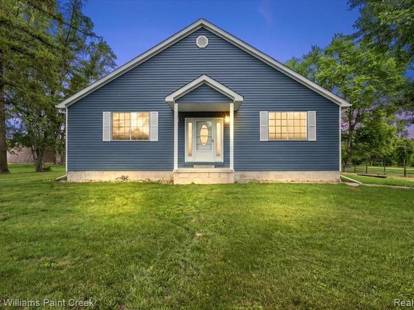 54230 Card Road , Macomb Twp, MI 48042