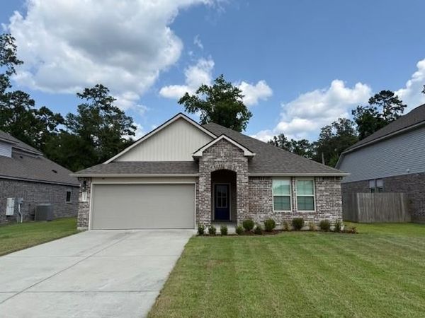 24434 DAWSON Court, Ponchatoula, LA 70454