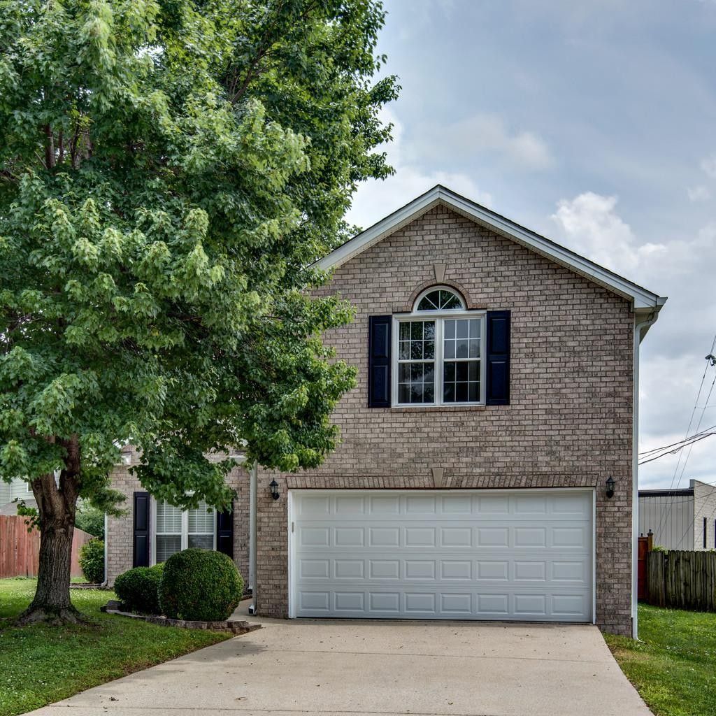 2741 Rosedale Place Nashville, TN 37211