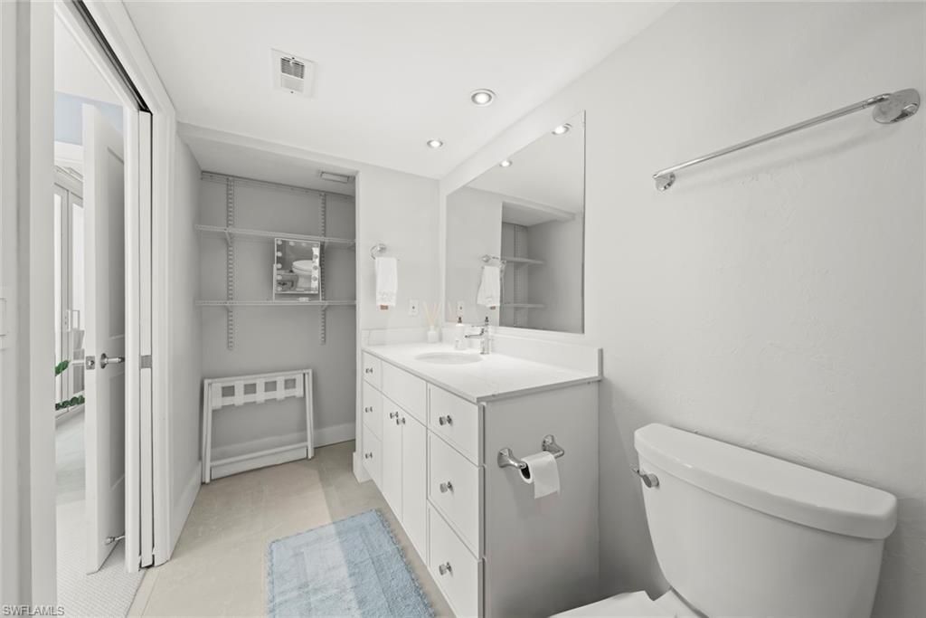 250 Estero Blvd, Unit 302, Fort Myers Beach, FL 33931 Photo