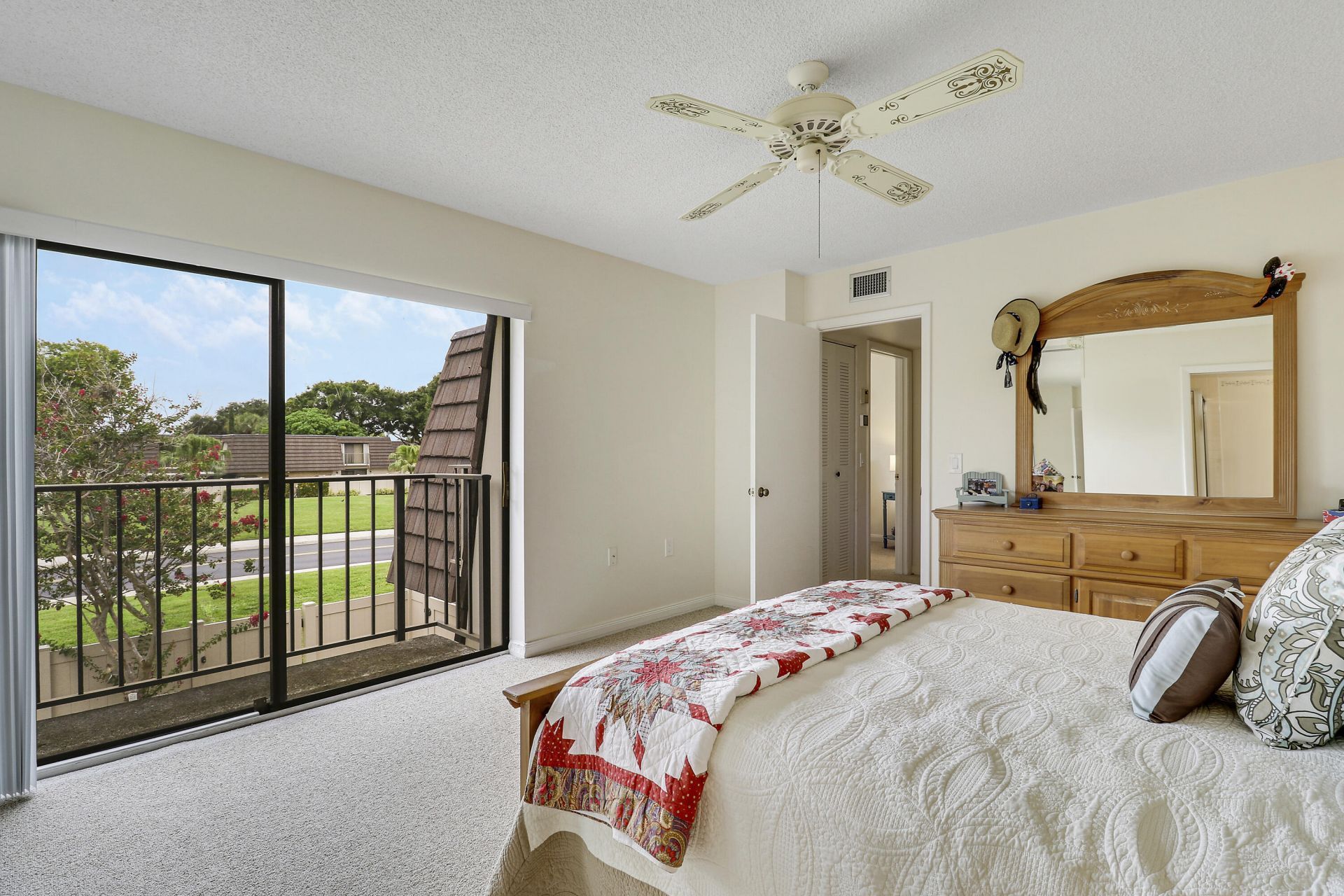 7126 71st Way, West Palm Beach, FL 33407 Photo