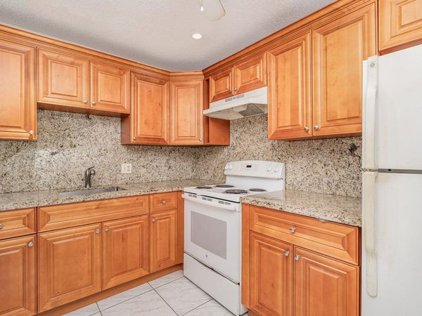 1330 NW 43rd Avenue, Unit 202, Lauderhill, FL 33313
