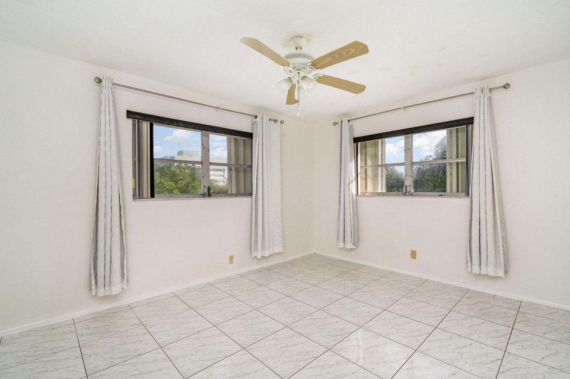1330 NW 43rd Avenue, Unit 202, Lauderhill, FL 33313 Photo