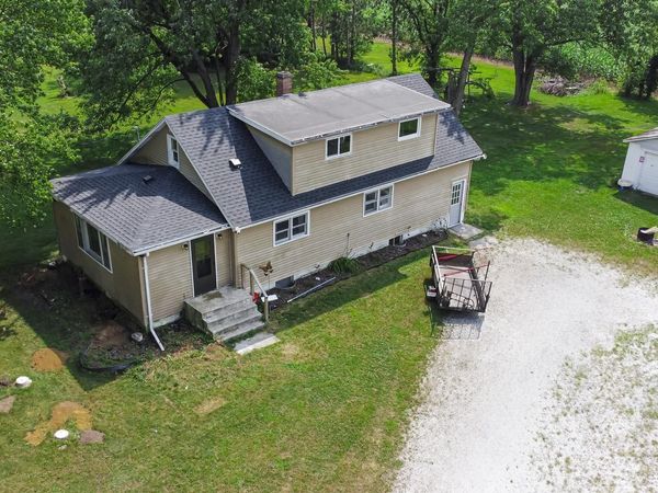 5885 N 575 W Road, Winamac, IN 46996