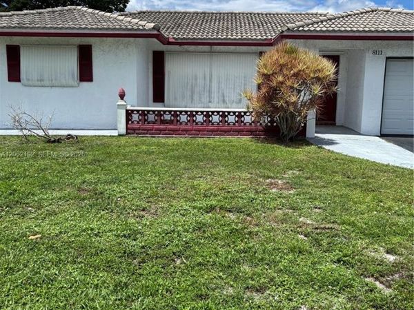8111 NW 92nd Ave , Tamarac, FL 33321