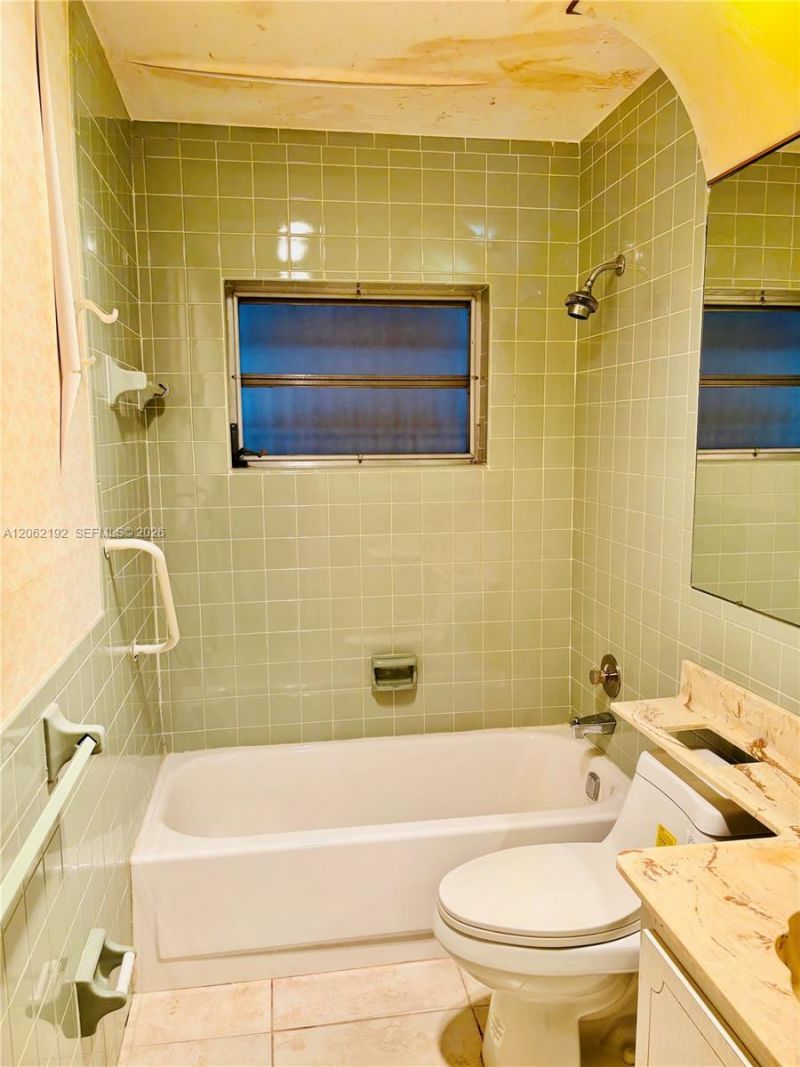 8111 NW 92nd Ave, Tamarac, FL 33321 Photo
