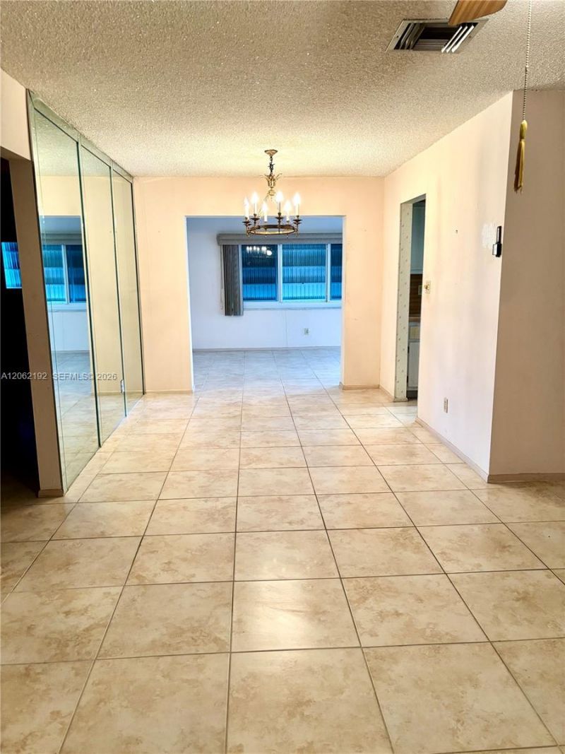 8111 NW 92nd Ave, Tamarac, FL 33321 Photo