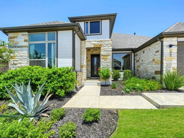 342 Bridge Water LOOP, Dripping Springs, TX 78620