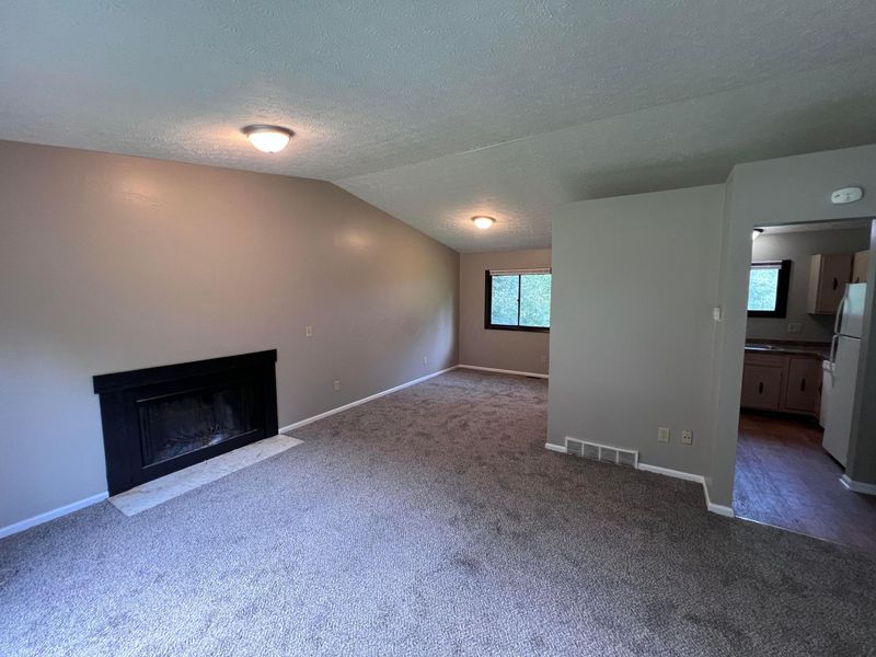5860 Cooper Road, Westerville, OH 43081 Photo 2
