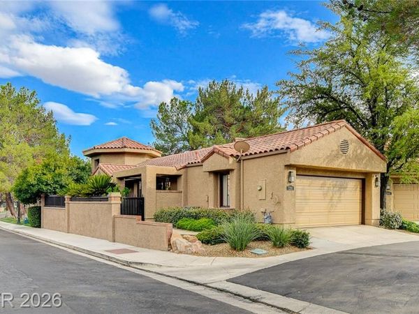 7201 Mission Hills Drive , Las Vegas, NV 89113
