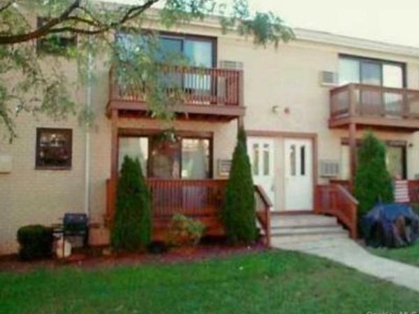 107 Sneden Place W, Unit 107, Spring Valley, NY 10977
